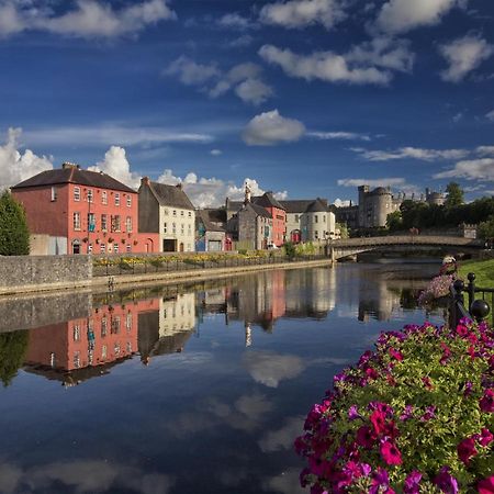 Bolams Holiday Homes Thomastown  Bagian luar foto